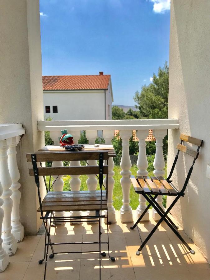 Apartment Pepa Starigrad Paklenica Extérieur photo
